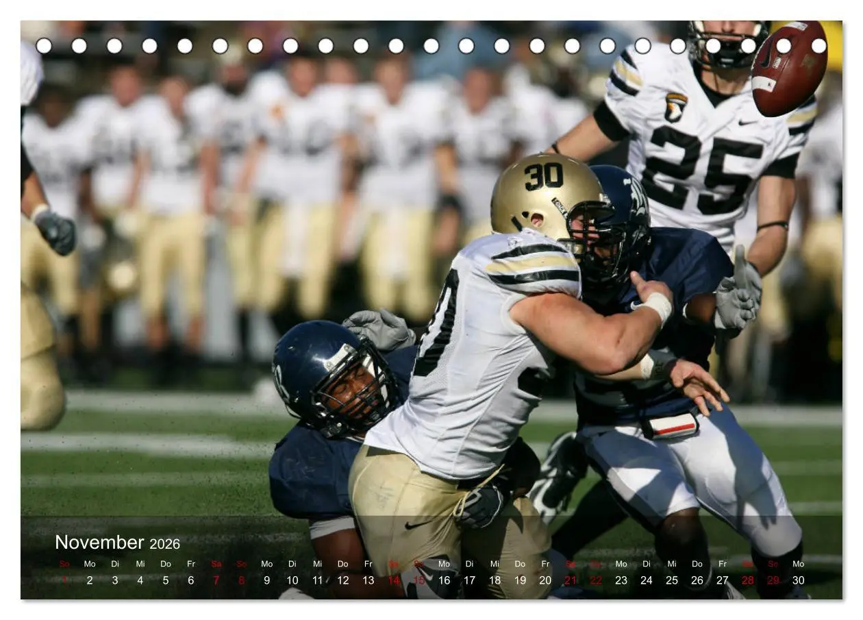 Bild: 9783457905975 | American Football - Touchdown (Tischkalender 2026 DIN A5 quer),...