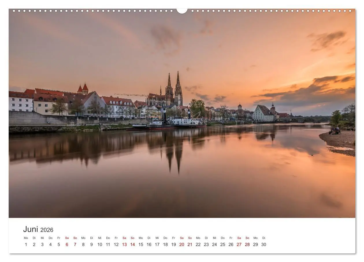 Bild: 9783457638675 | Regensburg kunstvoll in Szene gesetzt (Wandkalender 2026 DIN A2...