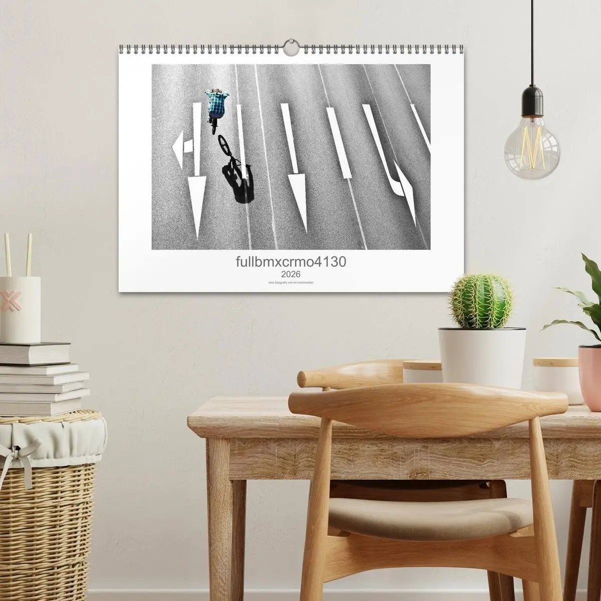 Bild: 9783516019575 | fullbmxcrmo4130 - bmx fotografie von tim korbmacher (Wandkalender...