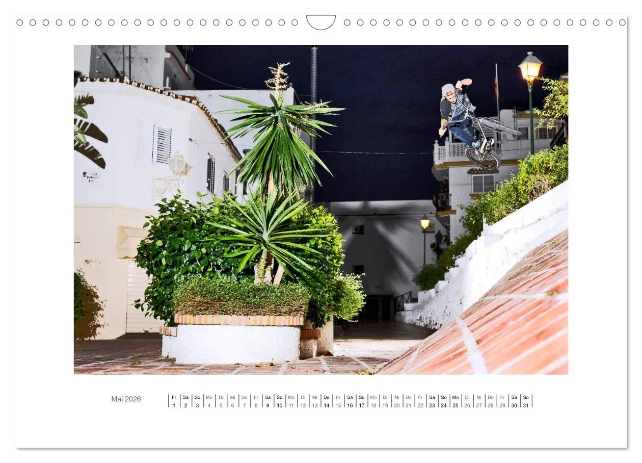Bild: 9783516019575 | fullbmxcrmo4130 - bmx fotografie von tim korbmacher (Wandkalender...