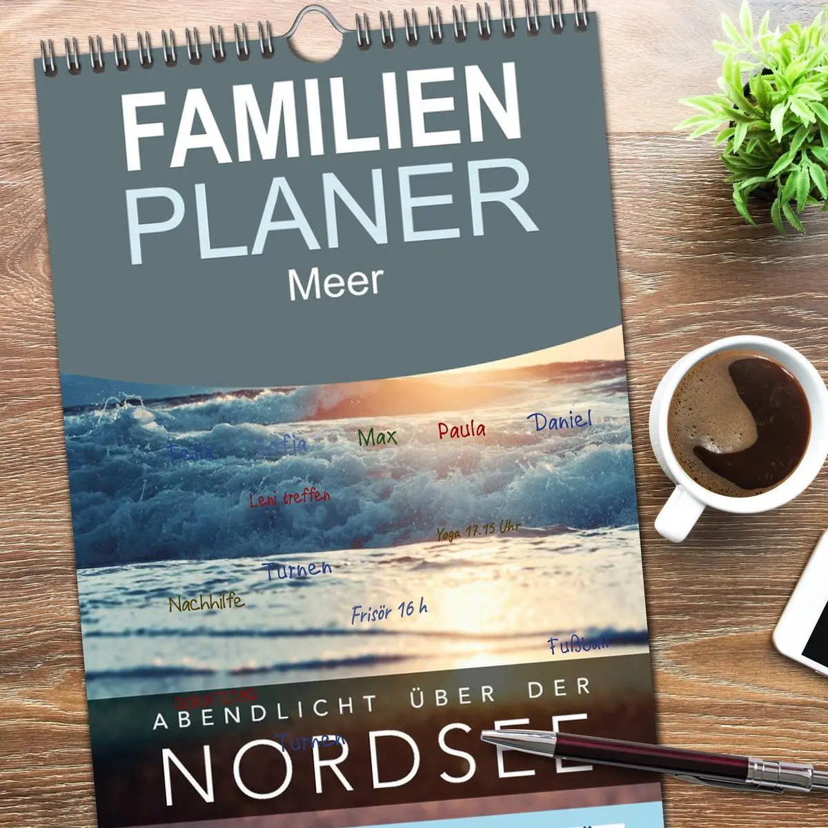 Bild: 9783516510676 | Familienplaner 2026 - Abendlicht über der Nordsee mit 5 Spalten...