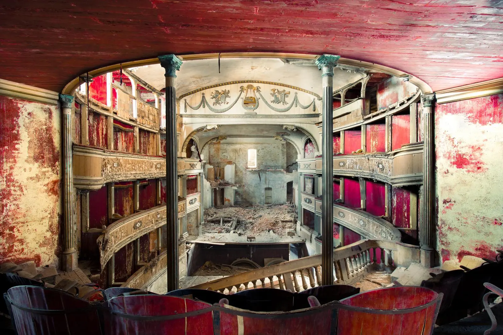 Bild: 9783735852076 | Lost Places Rätselbuch - Die vergessene Reise. Lüfte die...