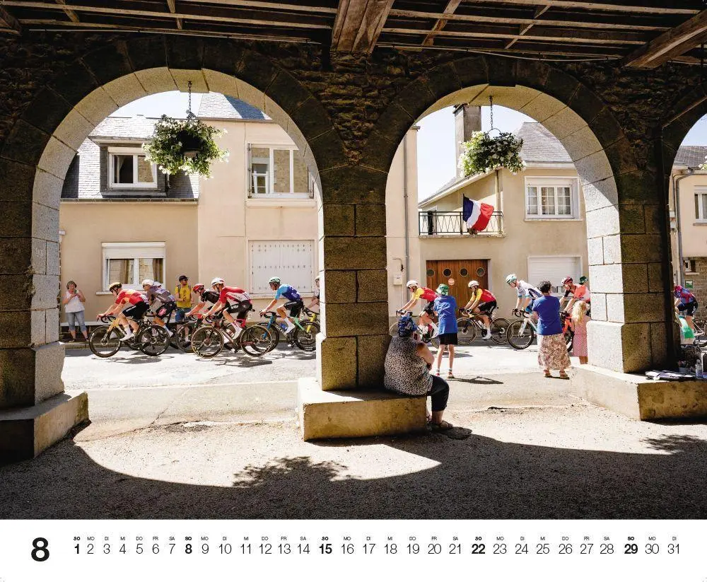 Bild: 9783667132376 | Tour 2027 | Faszination Rennrad | Kalender | 16 S. | Deutsch | 2027