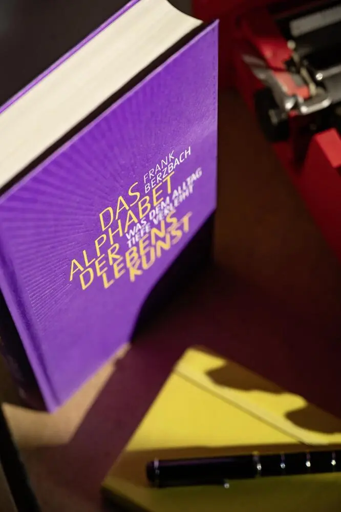 Bild: 9783963402876 | Das Alphabet der Lebenskunst | Frank Berzbach | Buch | 448 S. | 2025