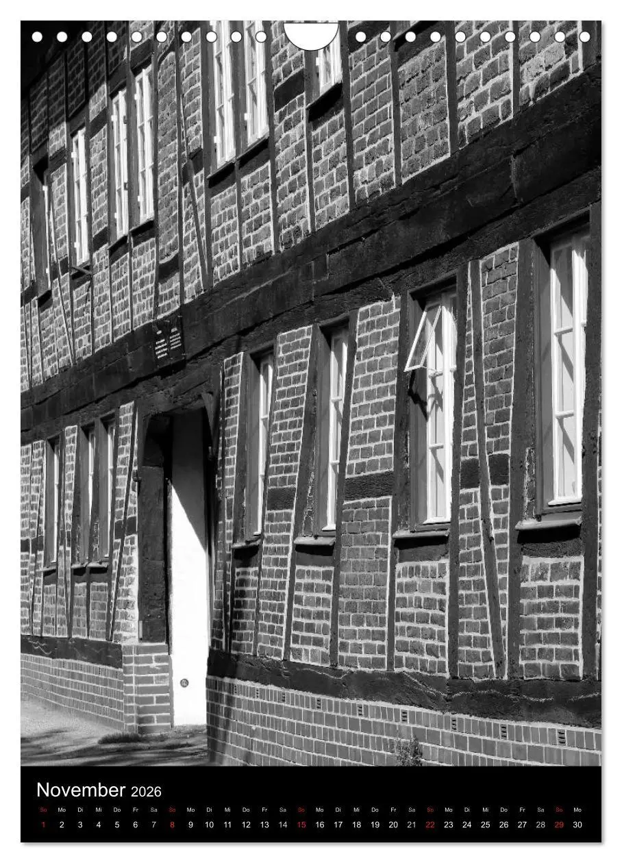 Bild: 9783516454376 | Lübeck schwarz-weiß (Wandkalender 2026 DIN A4 hoch), CALVENDO...
