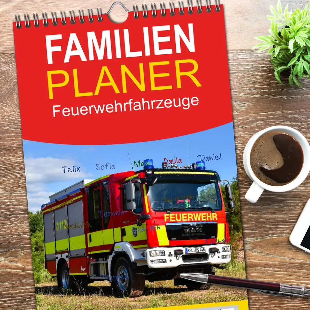 Bild: 9783516514476 | Familienplaner 2026 - Feuerwehrfahrzeuge mit 5 Spalten...