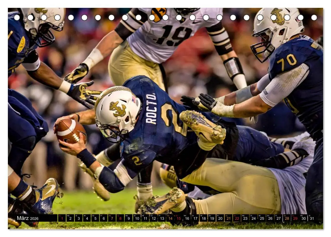 Bild: 9783516048476 | Kraft und Taktik - American Football (Tischkalender 2026 DIN A5...