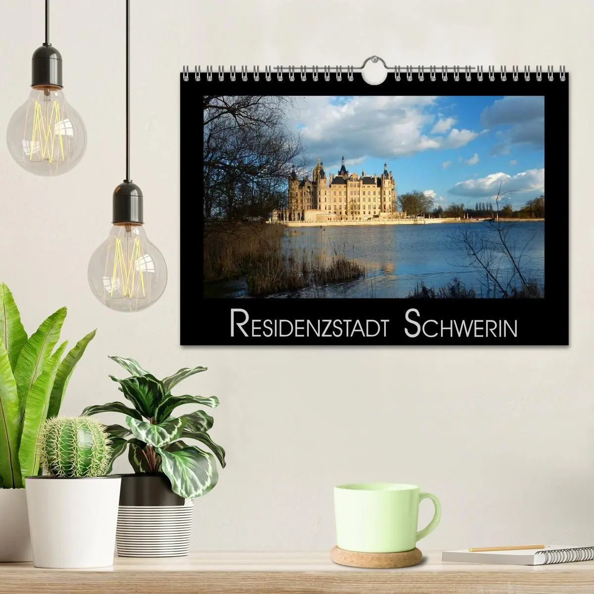 Bild: 9783594029176 | Residenzstadt Schwerin (Wandkalender 2027 DIN A4 quer), CALVENDO...