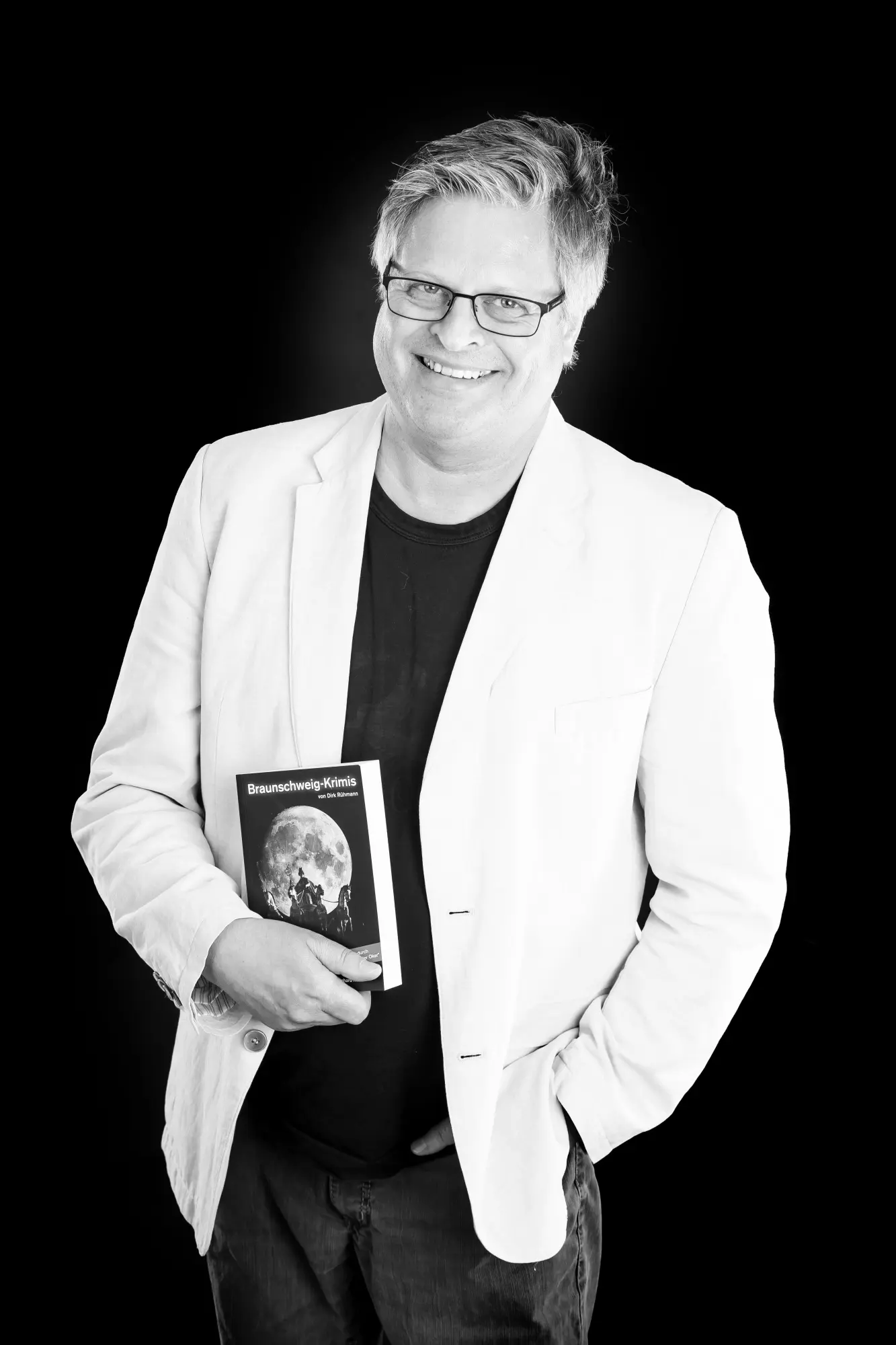 Autor: 9783969011577 | Das fahle Licht des Winters | Dirk Rühmann | Taschenbuch | 200 S.
