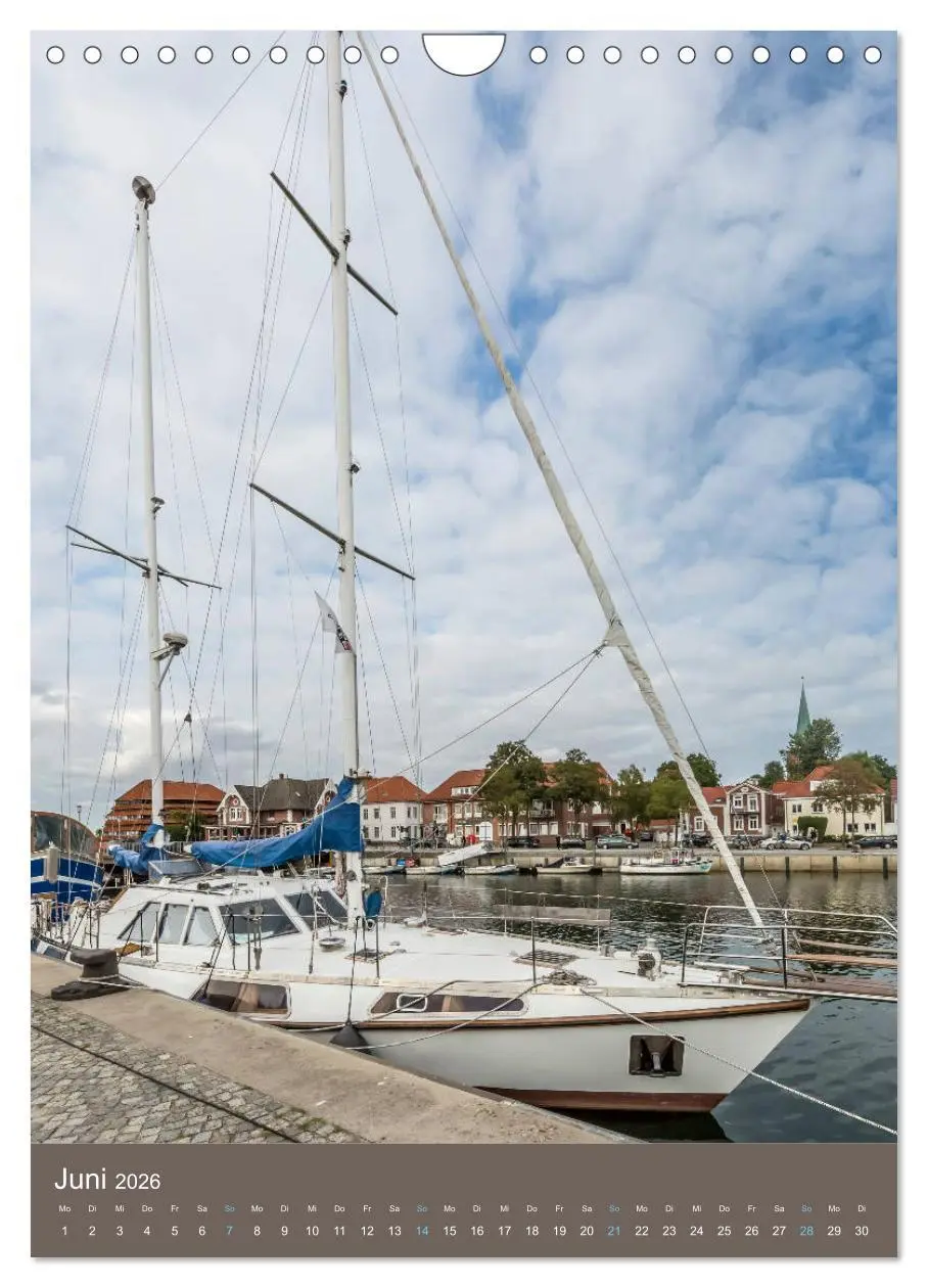 Bild: 9783516401677 | LÜBECKER BUCHT Historische Orte und Strandidylle (Wandkalender 2026...