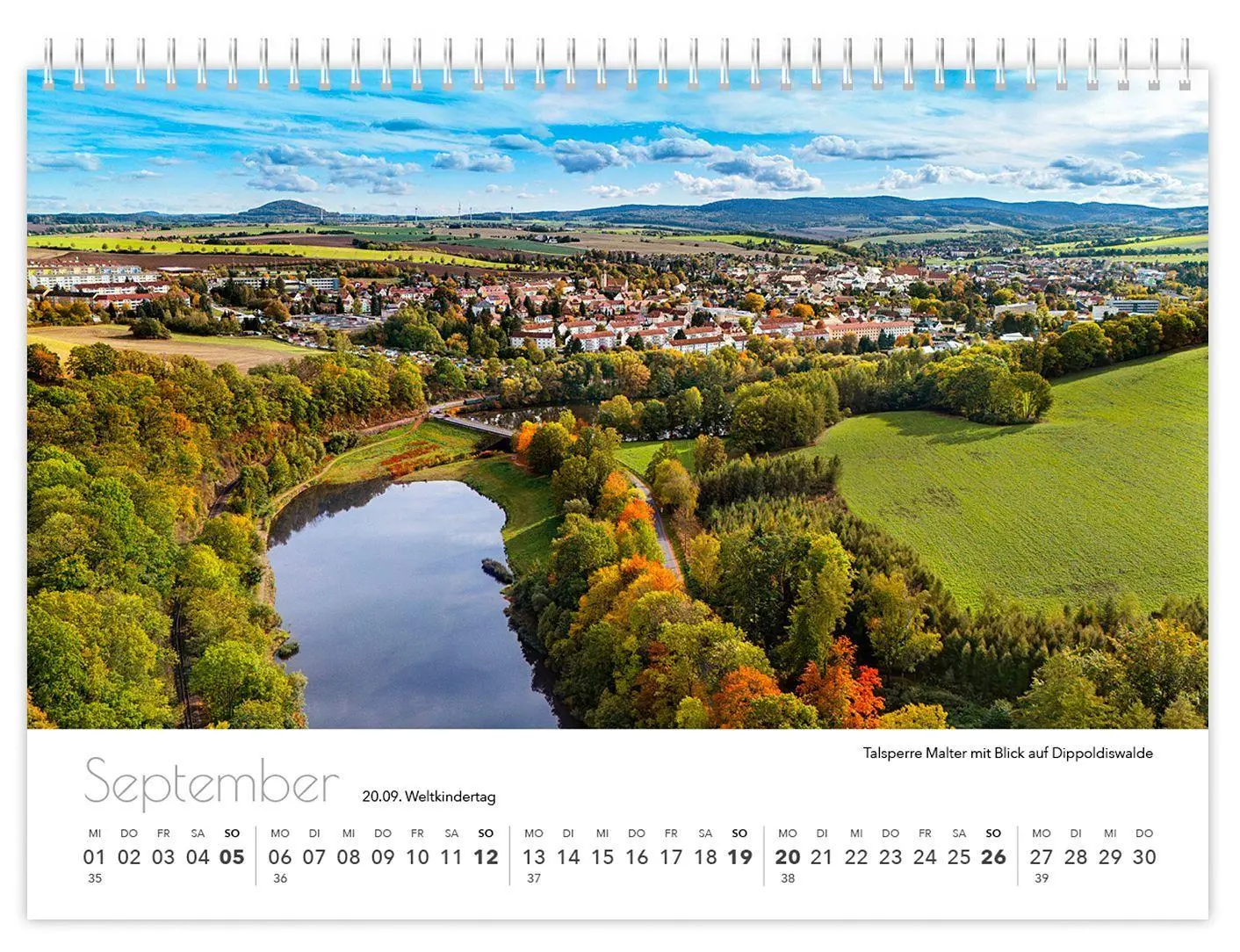 Bild: 9783912303377 | Kalender Sachsen von oben kompakt 2027 | 21 x 15 cm weißes Kalendarium