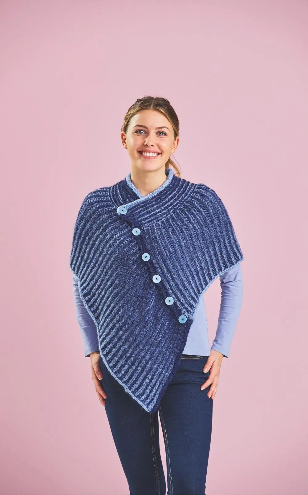 Bild: 9783841065377 | Woolly Hugs Reliefpatent stricken | Pullis, Tücher, Mützen, Schals