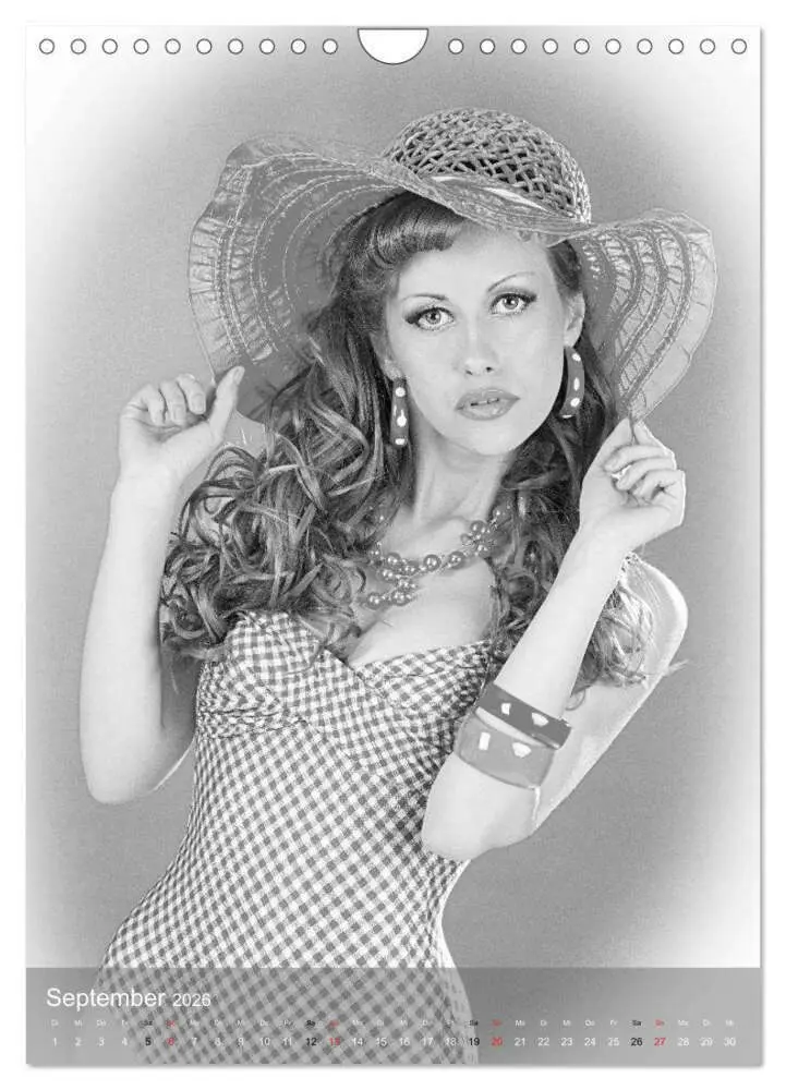 Bild: 9783516456677 | Sexy Pin-up Girls in schwarz-weiß (Wandkalender 2026 DIN A4 hoch),...