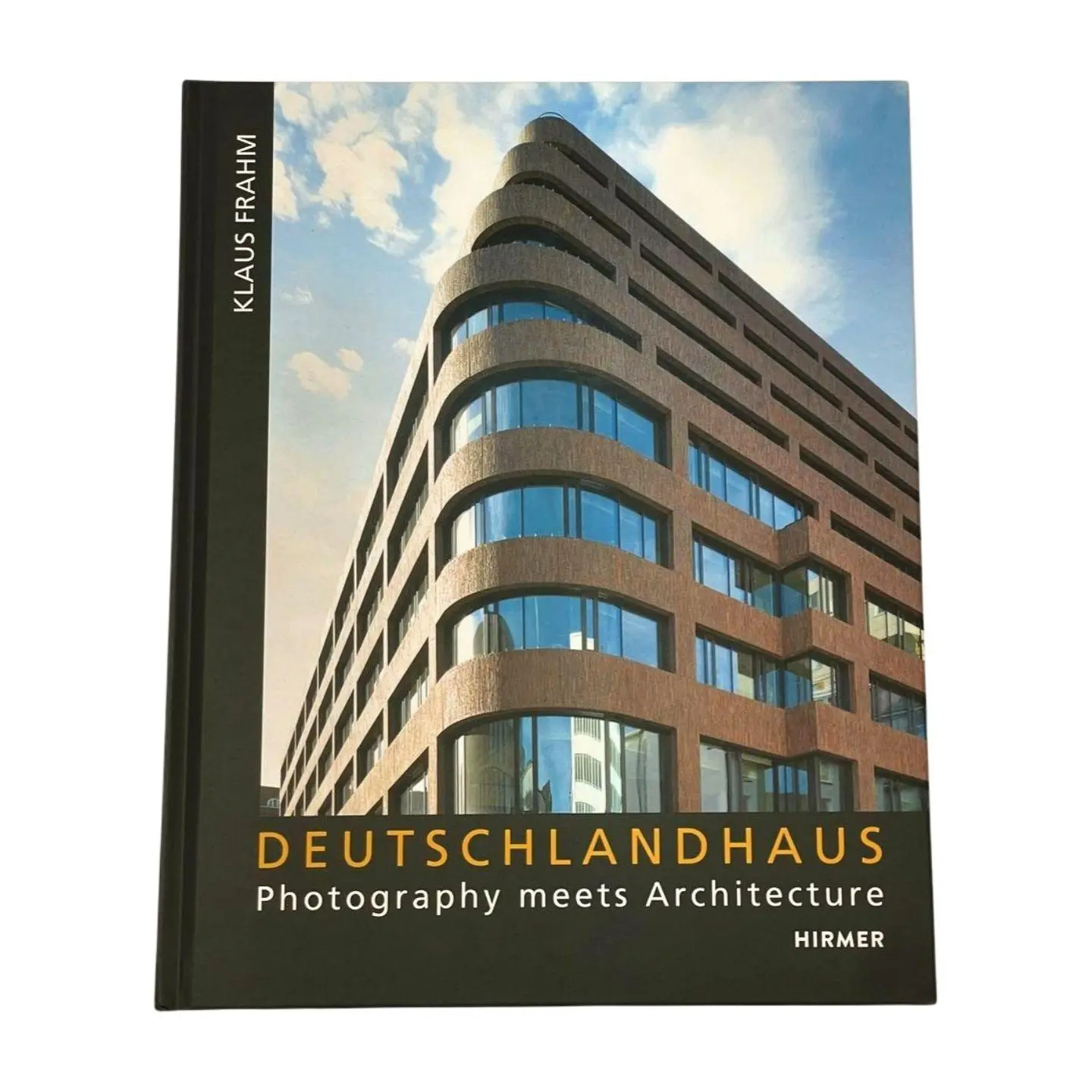 Bild: 9783777446677 | DEUTSCHLANDHAUS | Roland Jaeger | Buch | 140 S. | Englisch | 2025