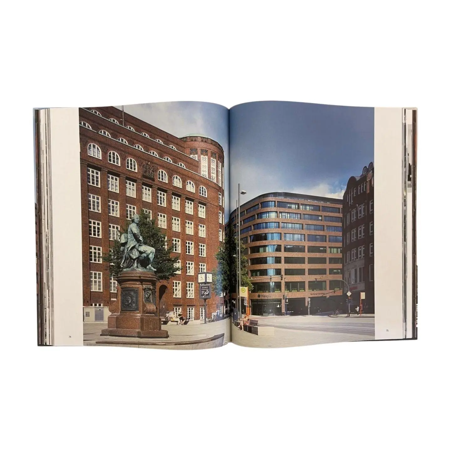 Bild: 9783777446677 | DEUTSCHLANDHAUS | Roland Jaeger | Buch | 140 S. | Englisch | 2025