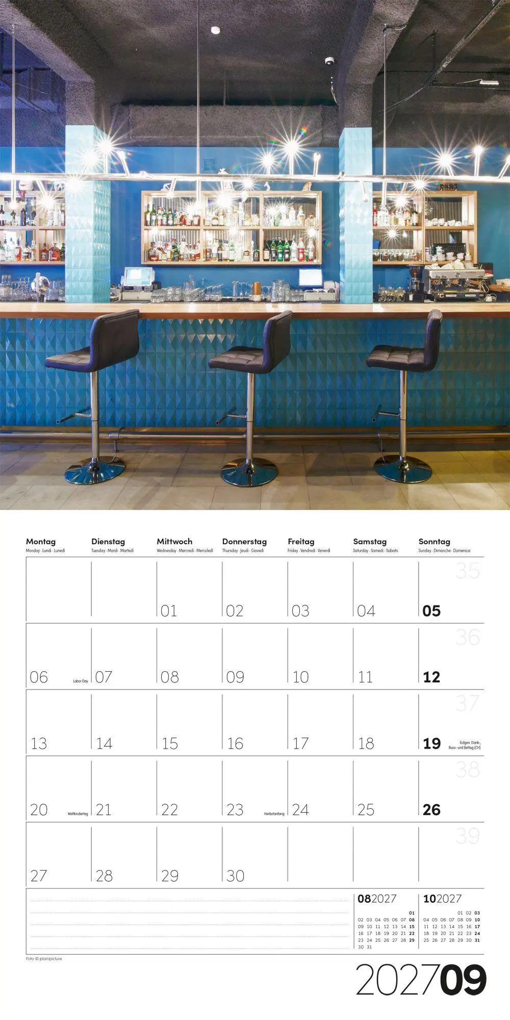 Bild: 9783838447377 | Die Farbe Blau Kalender 2027 - 30x30 - Art12 | GmbH | Kalender | 28 S.