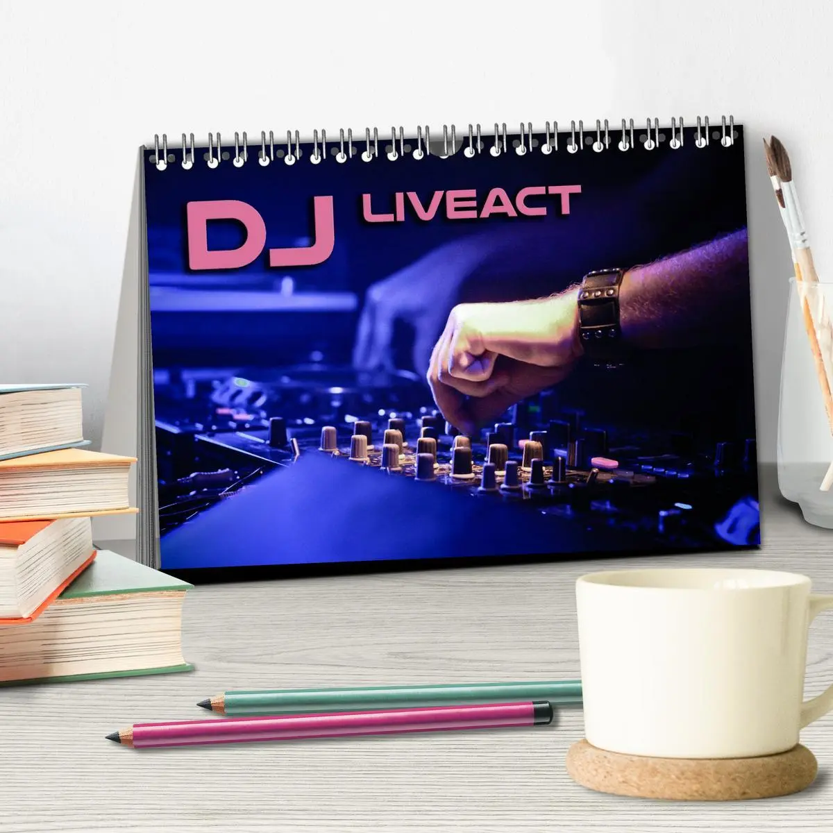 Bild: 9783457838877 | DJ Liveact (Tischkalender 2026 DIN A5 quer), CALVENDO Monatskalender