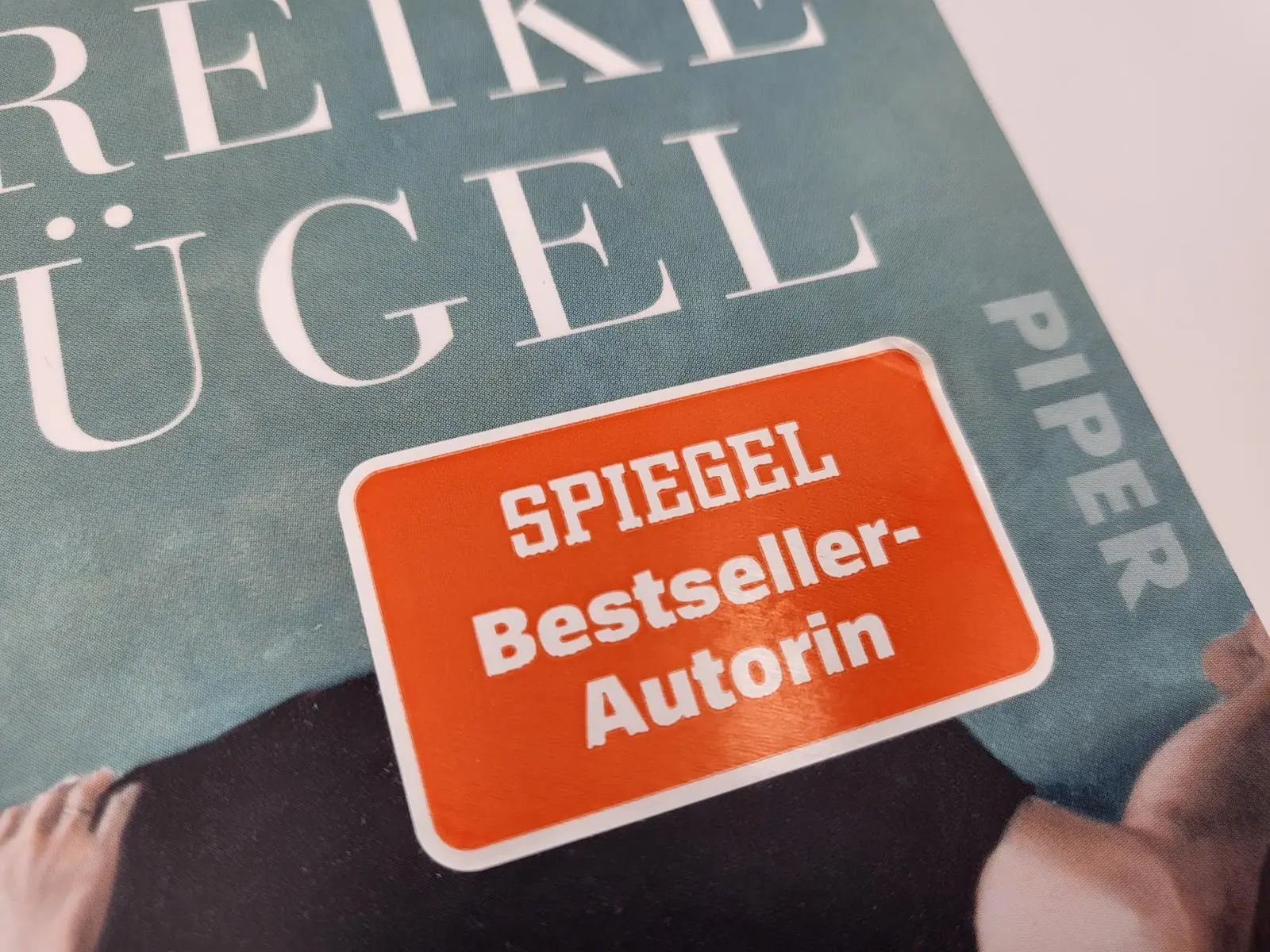 Bild: 9783492318877 | Schwester | Roman | Mareike Krügel | Taschenbuch | 336 S. | Deutsch