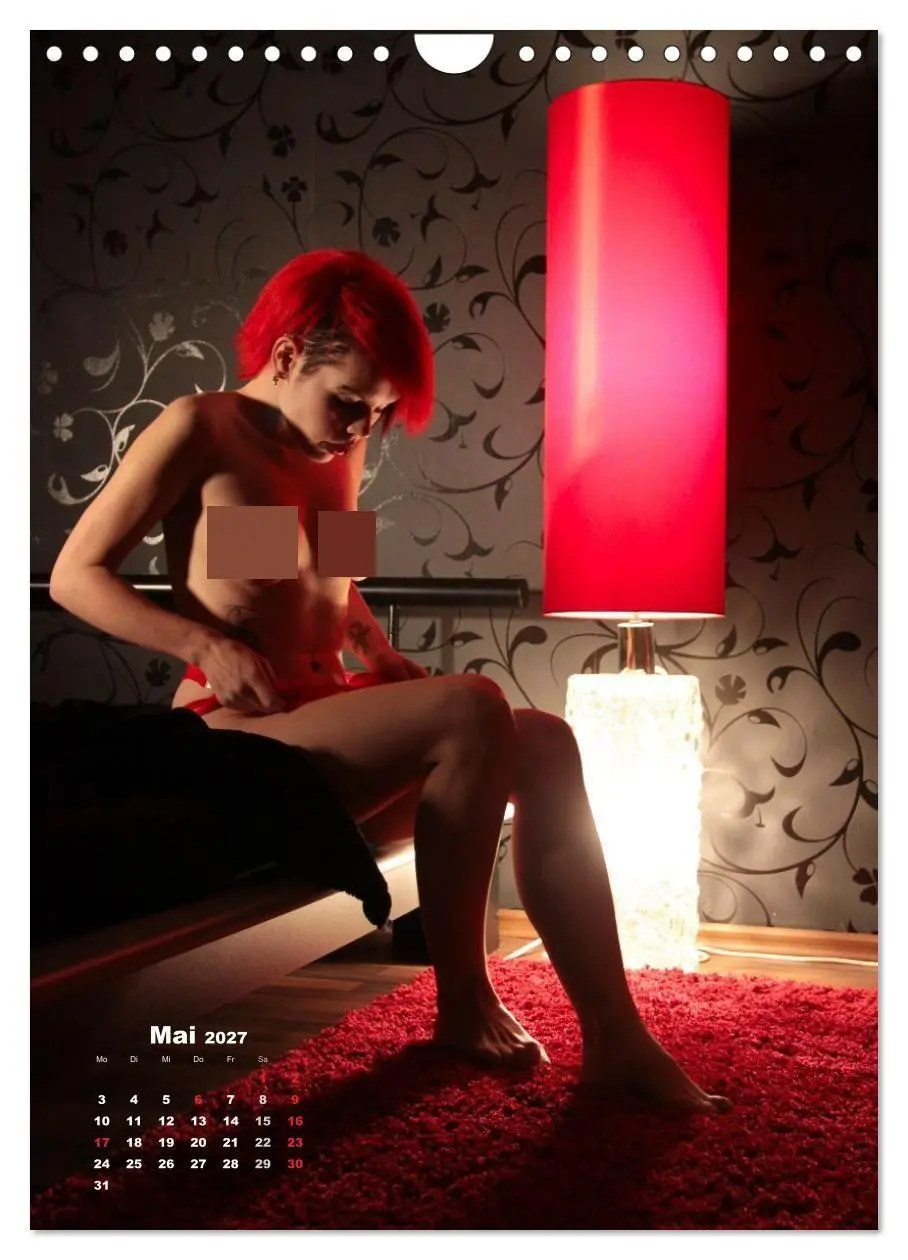 Bild: 9783516809077 | Zauberhaftes Rot (Wandkalender 2027 DIN A4 hoch), CALVENDO...