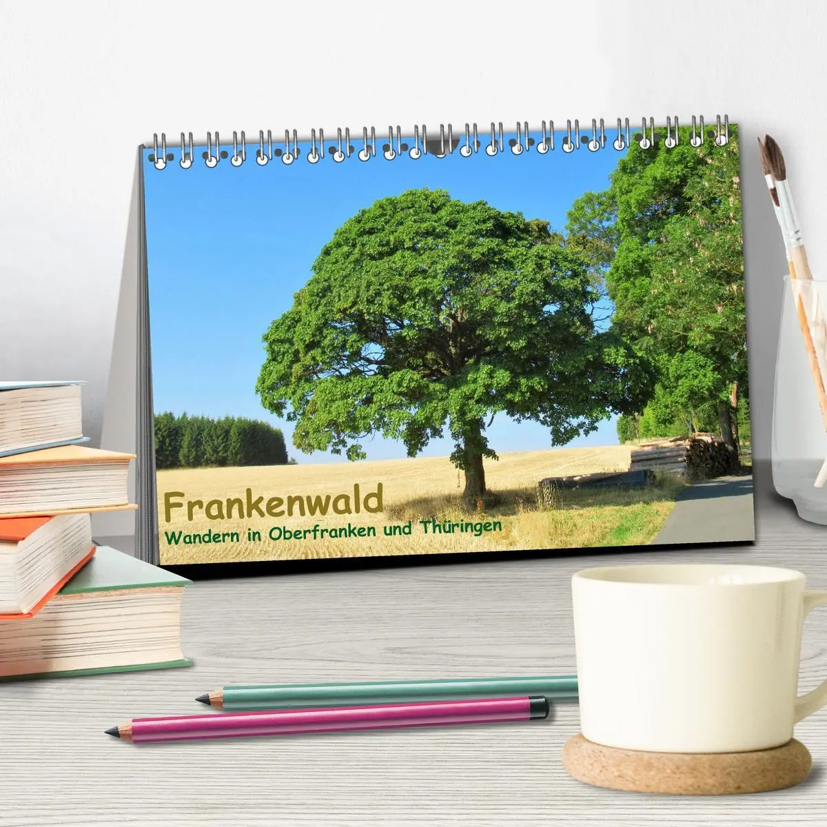 Bild: 9783457559277 | Frankenwald - Wandern in Oberfranken und Thüringen (Tischkalender...