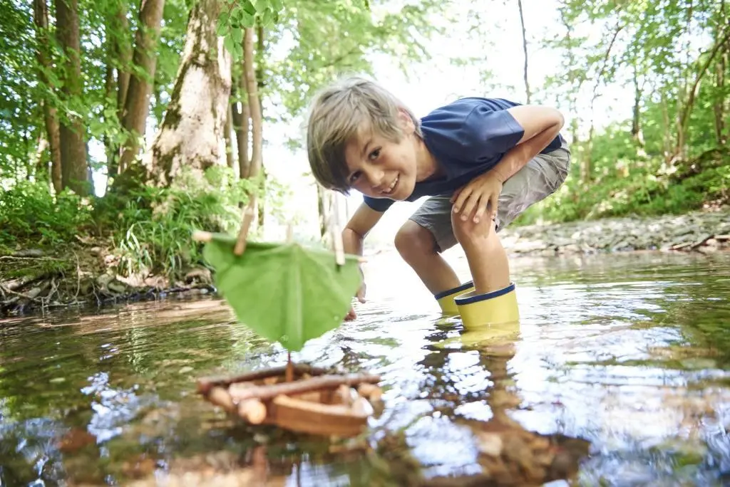 Bild: 4010168239477 | Terra Kids Korkboot-Bausatz | Terra Kids | 1304244001 | Deutsch | 2020
