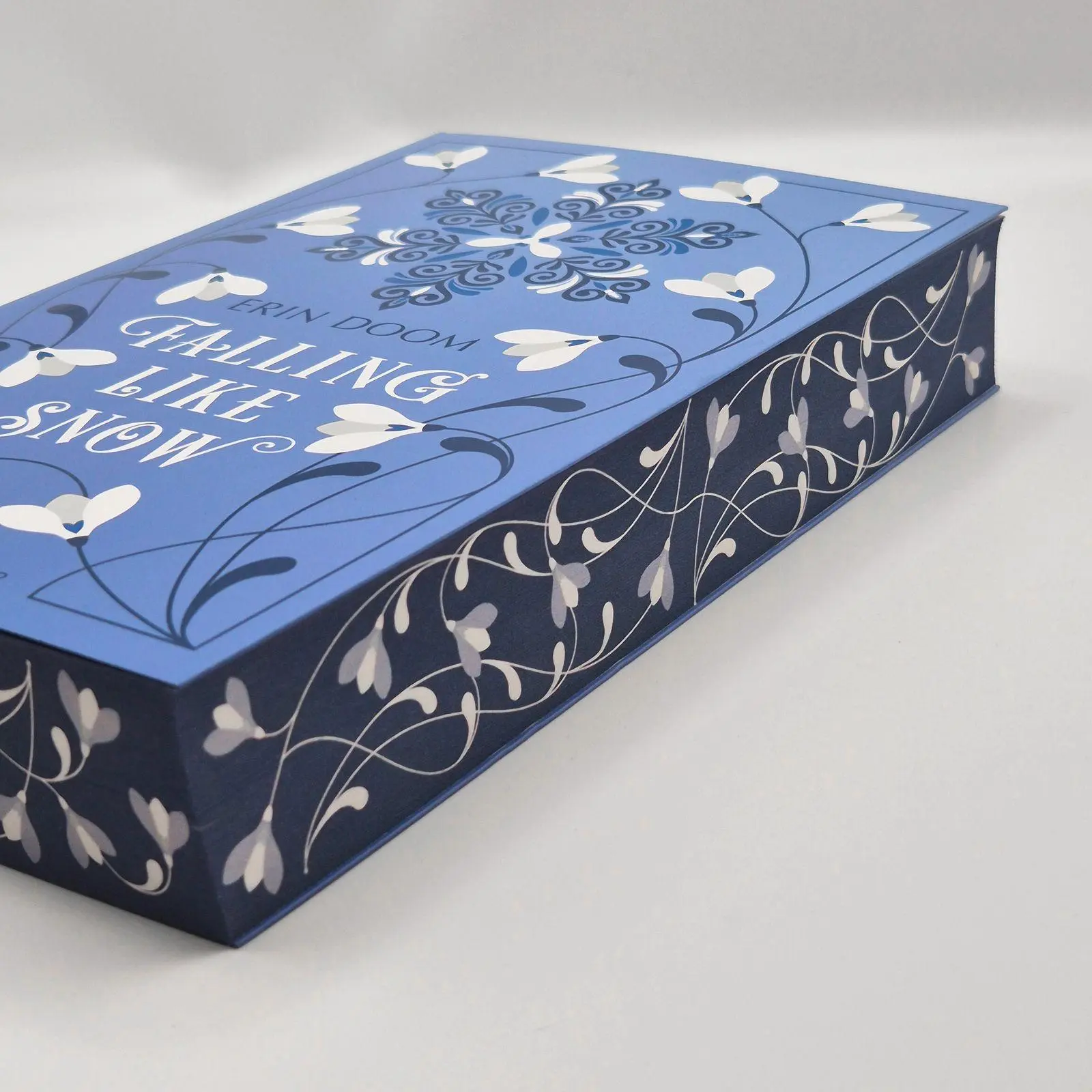 Bild: 9783733509477 | Falling Like Snow | Erin Doom | Taschenbuch | 576 S. | Deutsch | 2025