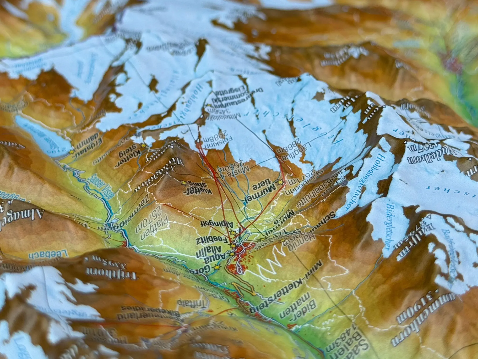 Bild: 4251405901478 | Relief Matterhornregion klein 1:150.000 mit Holzrahmen | (Land-)Karte