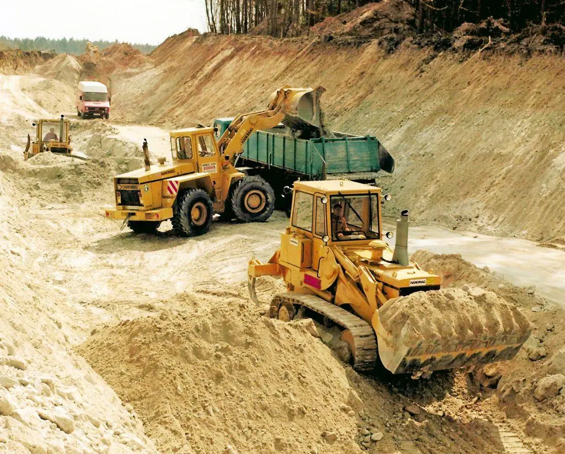 Bild: 9783751611978 | Hanomag Baumaschinen - Die letzten Giganten | Ulf Böge | Taschenbuch