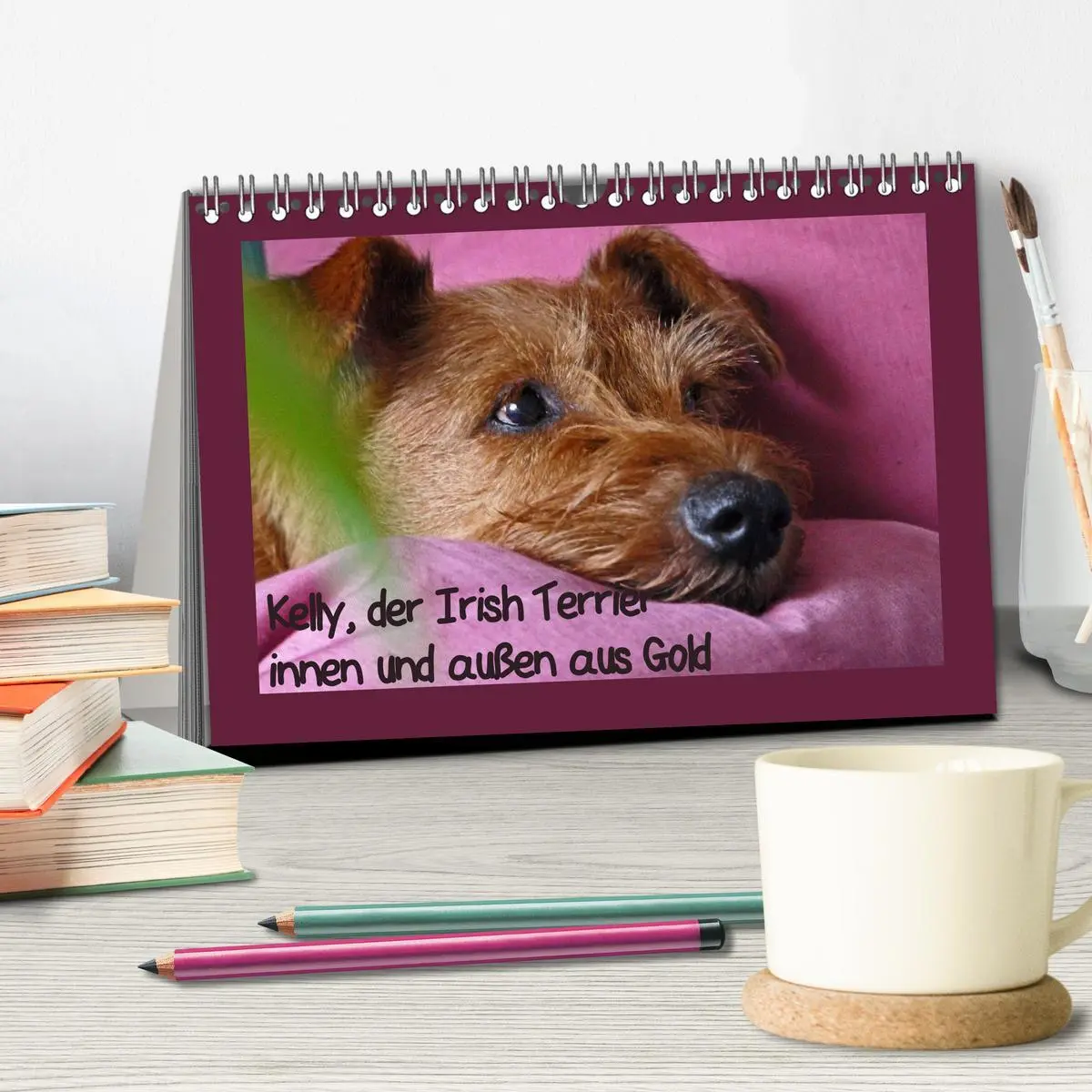 Bild: 9783457932278 | Kelly, der Irish Terrier - innen und außen aus Gold (Tischkalender...