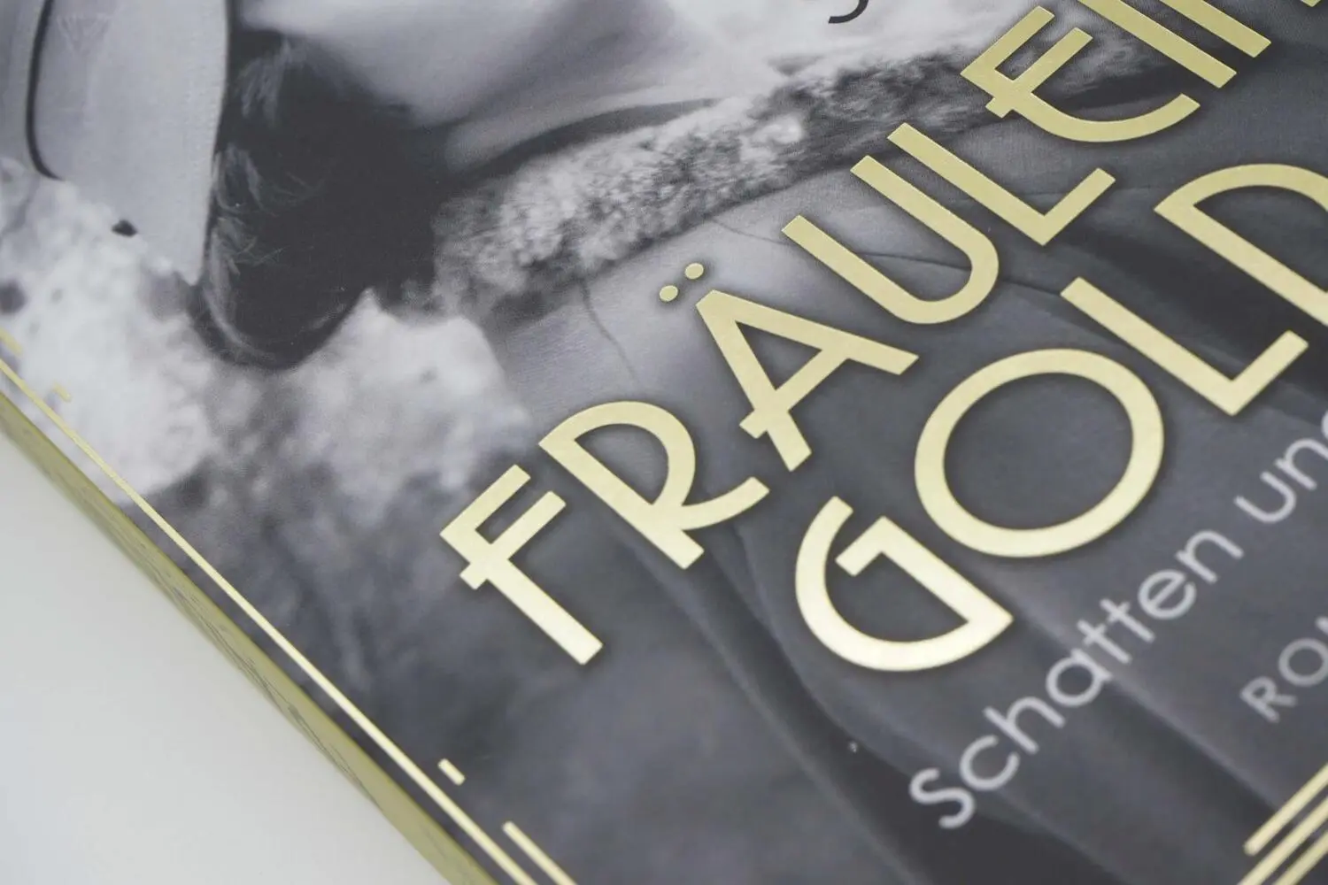 Rückseite: 9783499004278 | Fräulein Gold: Schatten und Licht | Anne Stern | Taschenbuch | 400 S.