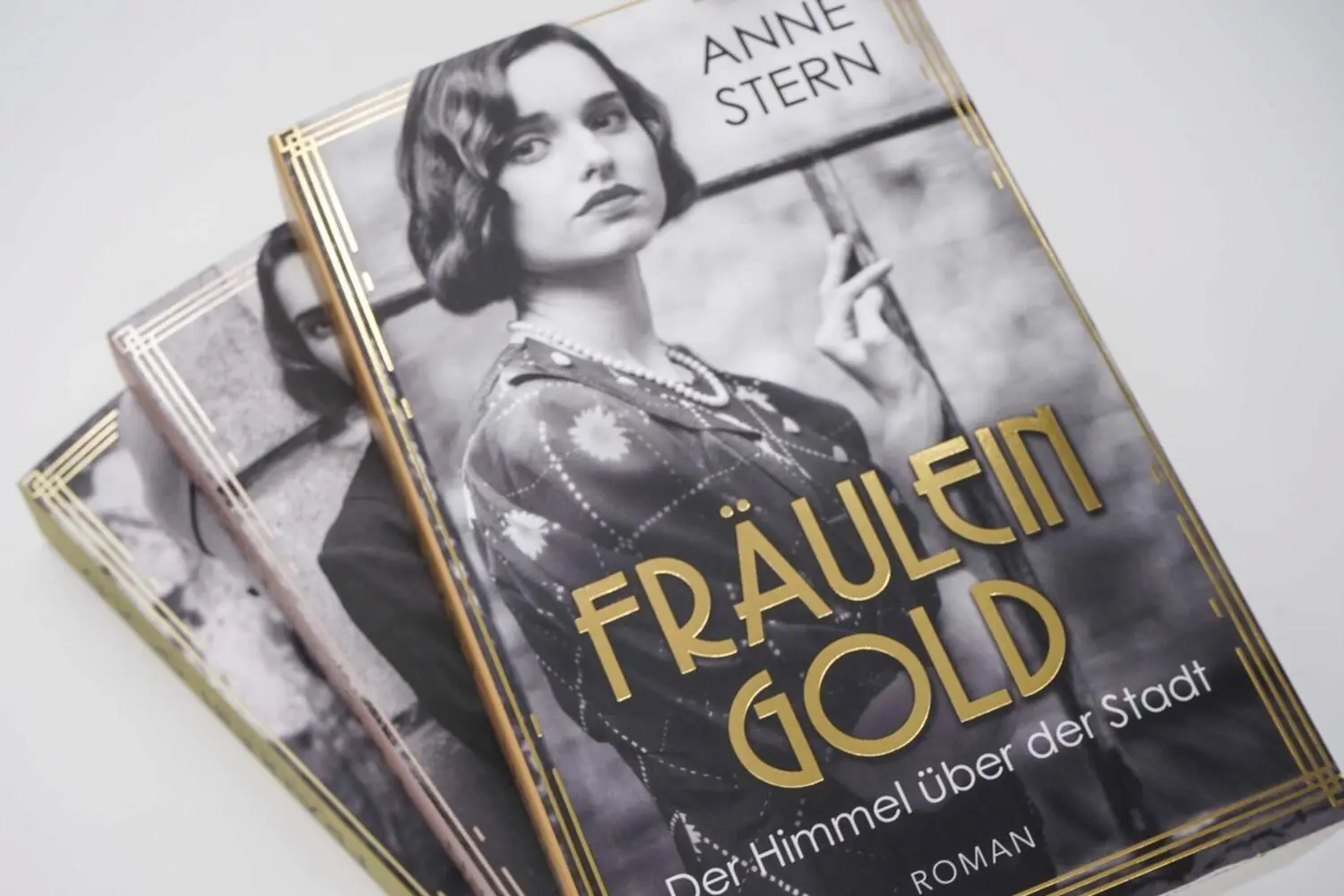 Bild: 9783499004278 | Fräulein Gold: Schatten und Licht | Anne Stern | Taschenbuch | 400 S.