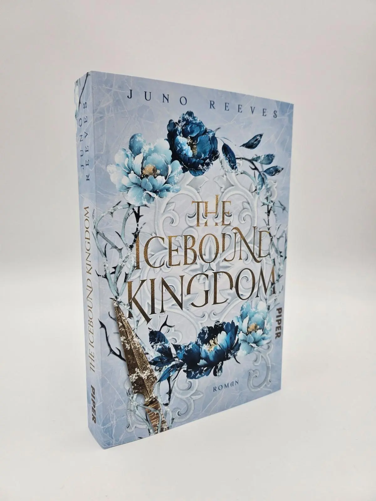 Bild: 9783492707978 | The Icebound Kingdom | Juno Reeves | Taschenbuch | 320 S. | Deutsch