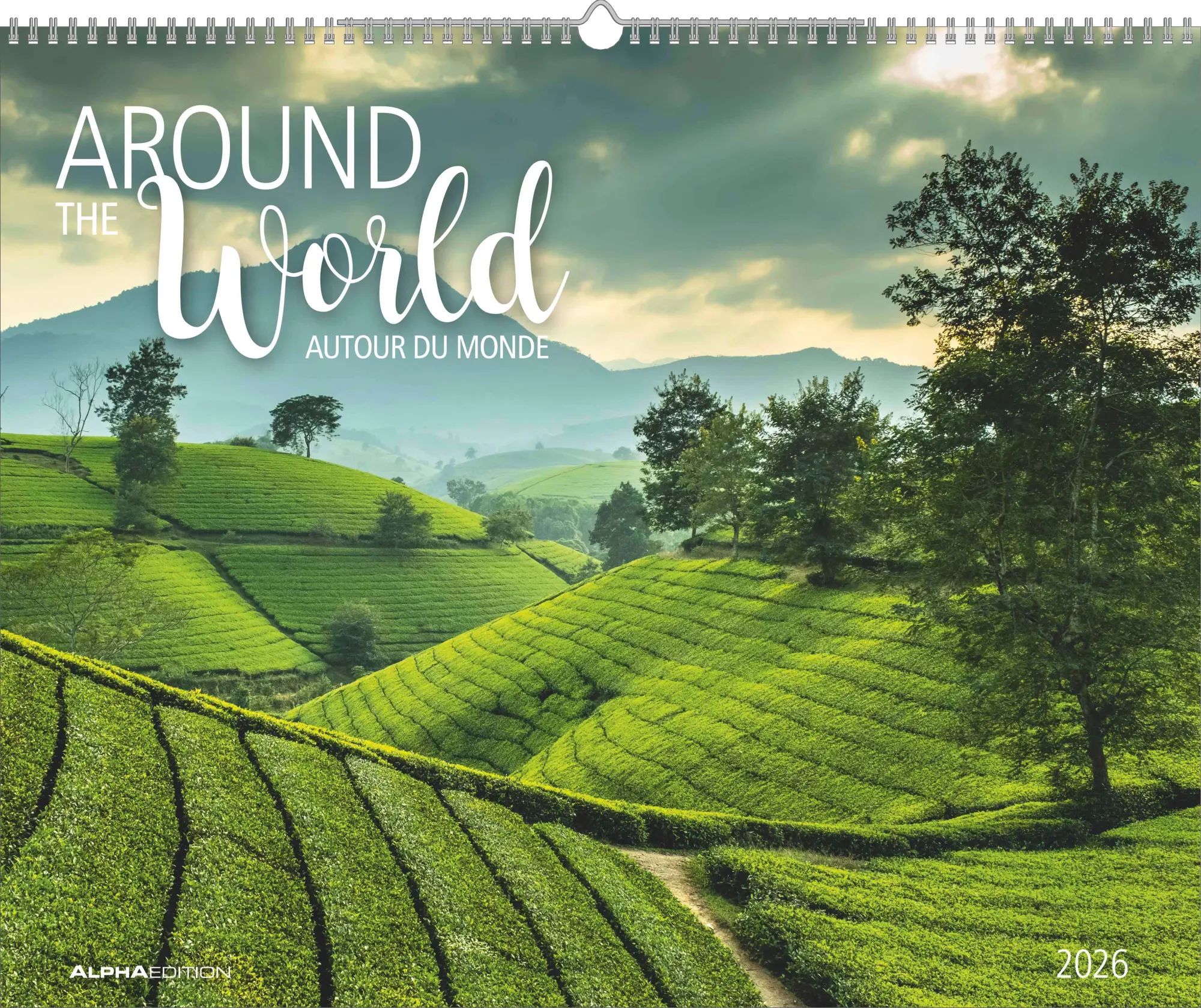 Cover: 4069095000179 | ALPHA EDITION - Around the World 2026 - 52 x 42,5 cm | Kalender | 2026