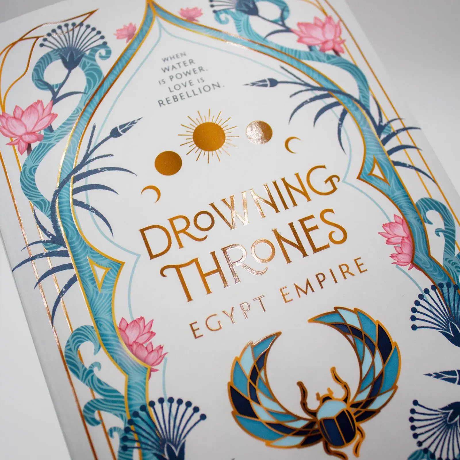 Bild: 9783522900379 | Drowning Thrones 1: Egypt Empire | Miri Smith | Taschenbuch | 448 S.