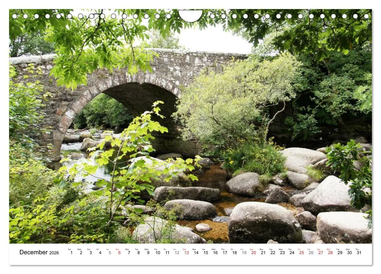Bild: 9783516580679 | Charming - Mystic Devon Dartmoor, South England (Wall Calendar 2026...