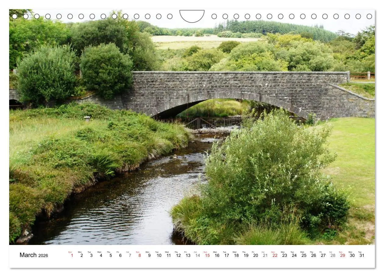 Bild: 9783516580679 | Charming - Mystic Devon Dartmoor, South England (Wall Calendar 2026...