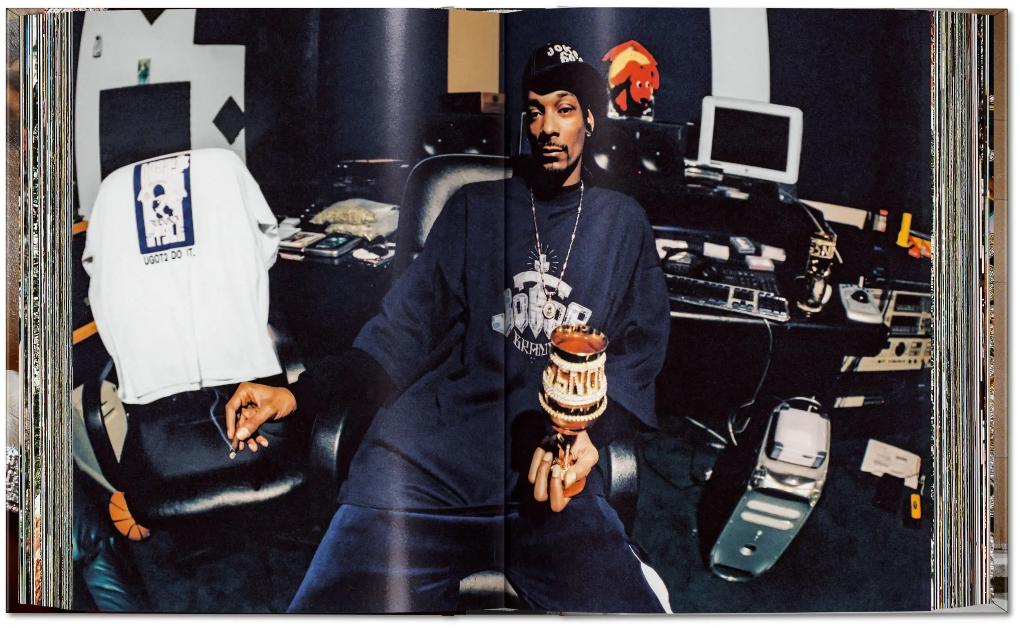 Bild: 9783754401279 | Ice Cold | A Hip-Hop Jewelry History. 45th Ed. | Vikki Tobak | Buch