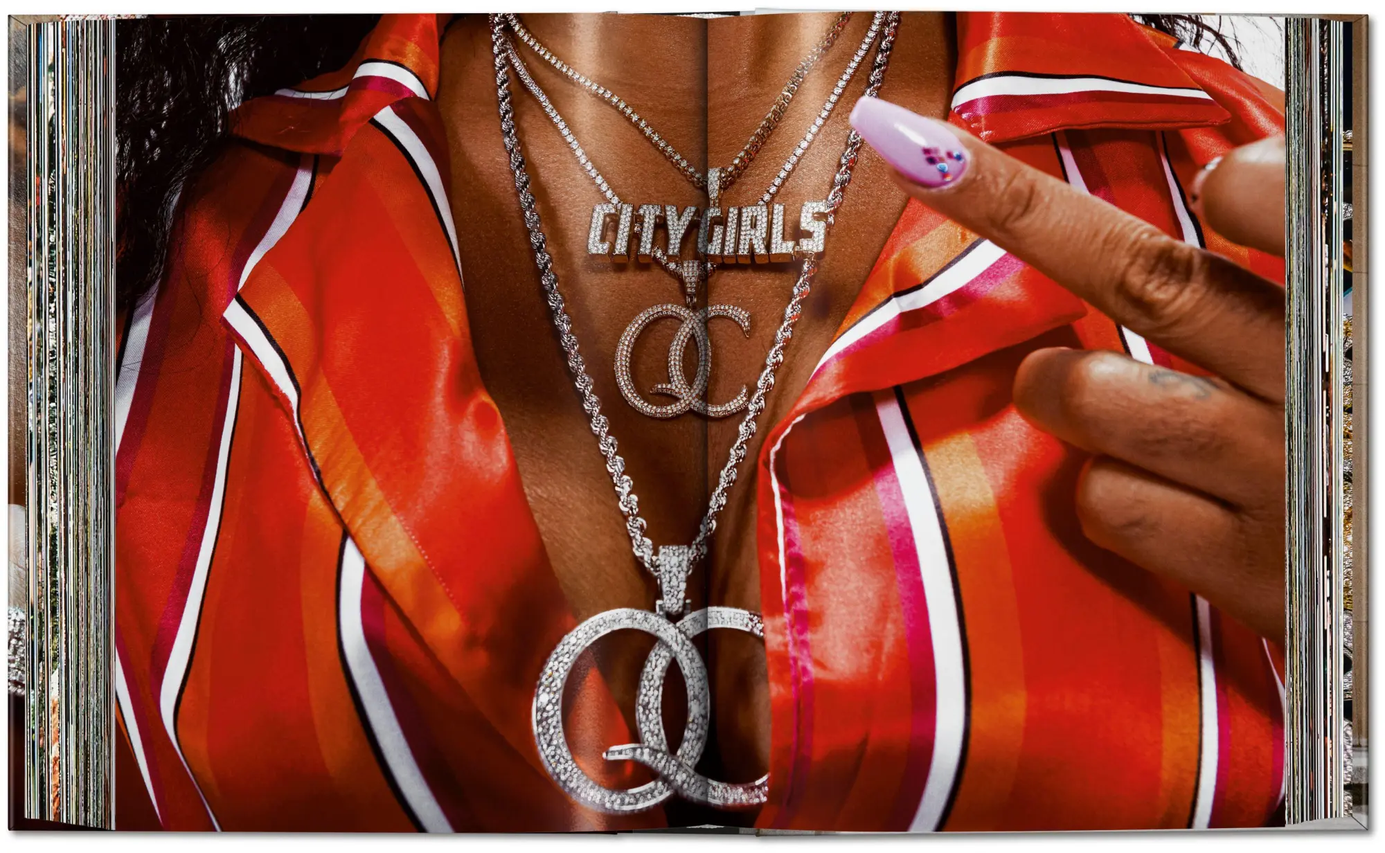 Bild: 9783754401279 | Ice Cold | A Hip-Hop Jewelry History. 45th Ed. | Vikki Tobak | Buch