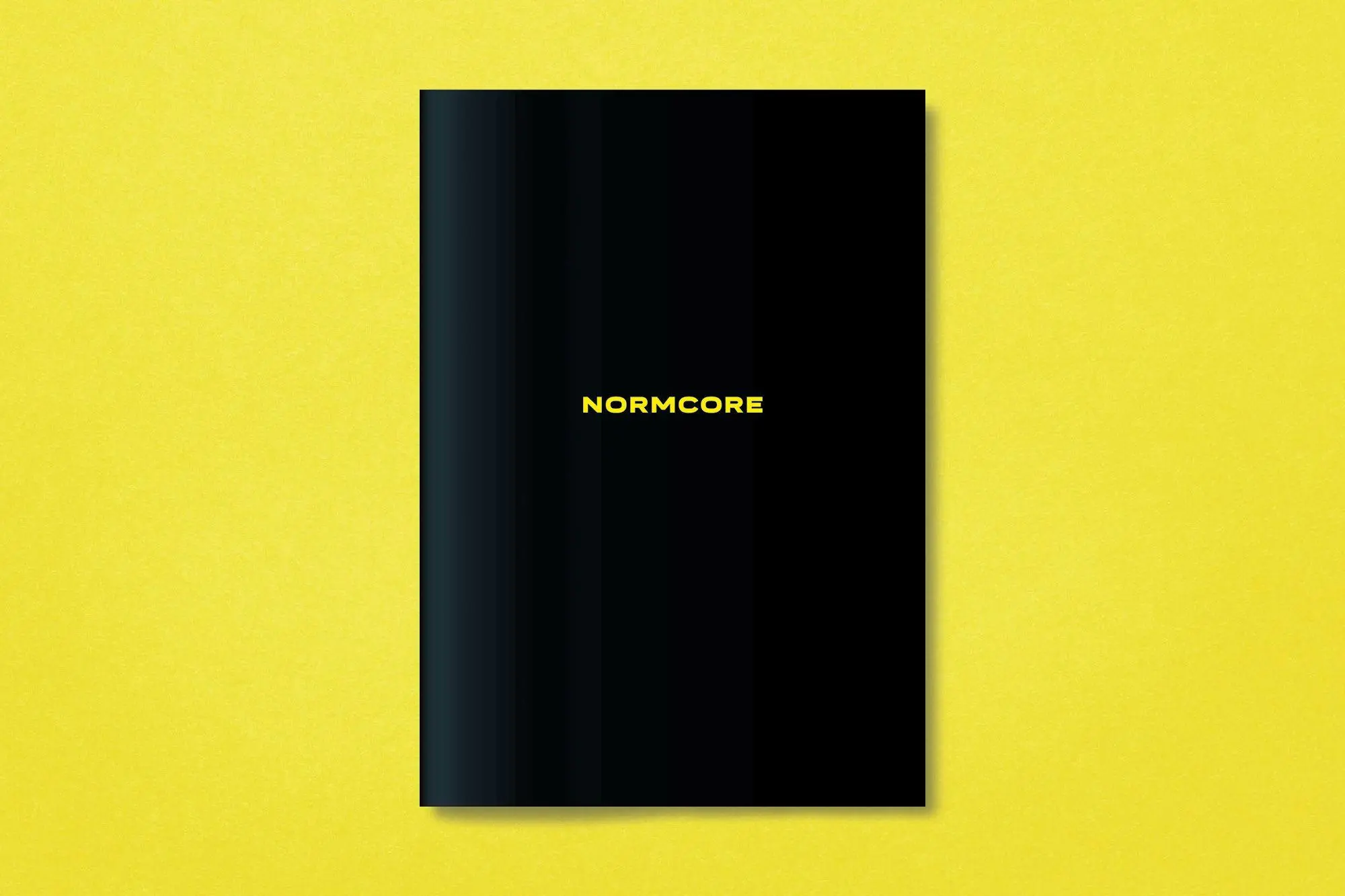 Bild: 9783987411779 | Moritz Riesenbeck | Normcore | V. (u. a.) | Taschenbuch | 232 S.