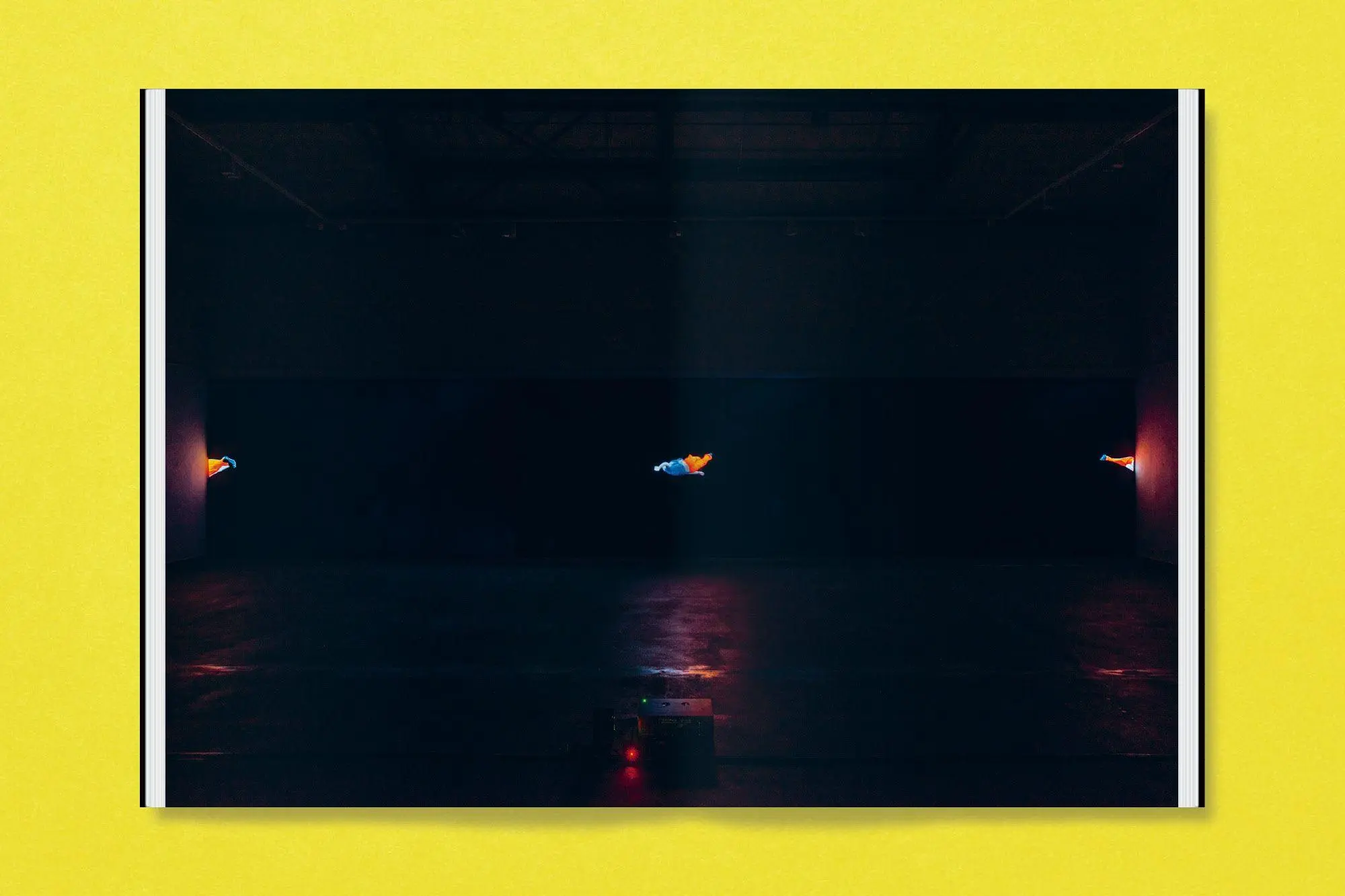 Bild: 9783987411779 | Moritz Riesenbeck | Normcore | V. (u. a.) | Taschenbuch | 232 S.