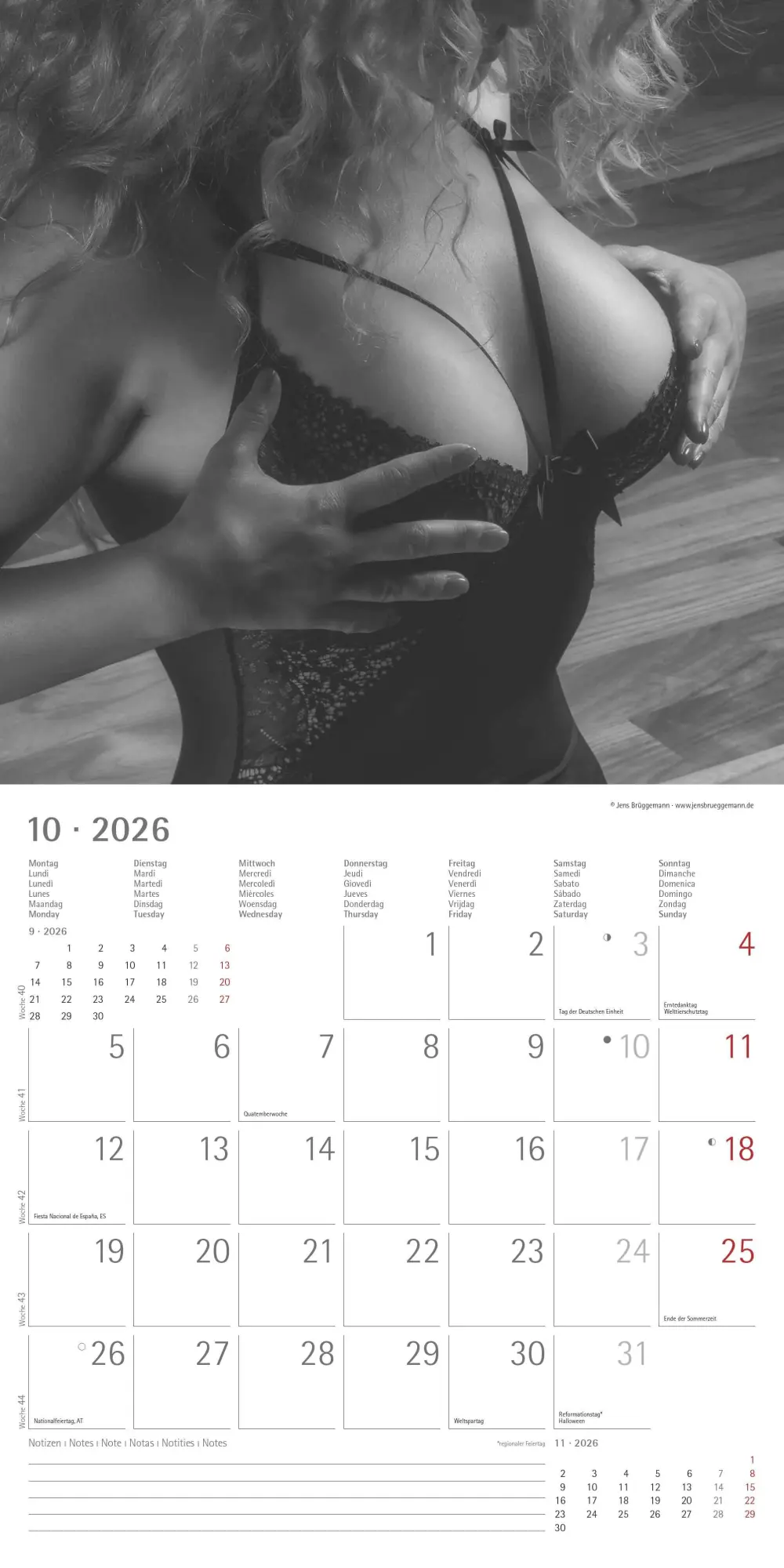 Bild: 4069095001879 | Feminine 2026 - Broschürenkalender 30x30 cm (30x60 geöffnet) -...
