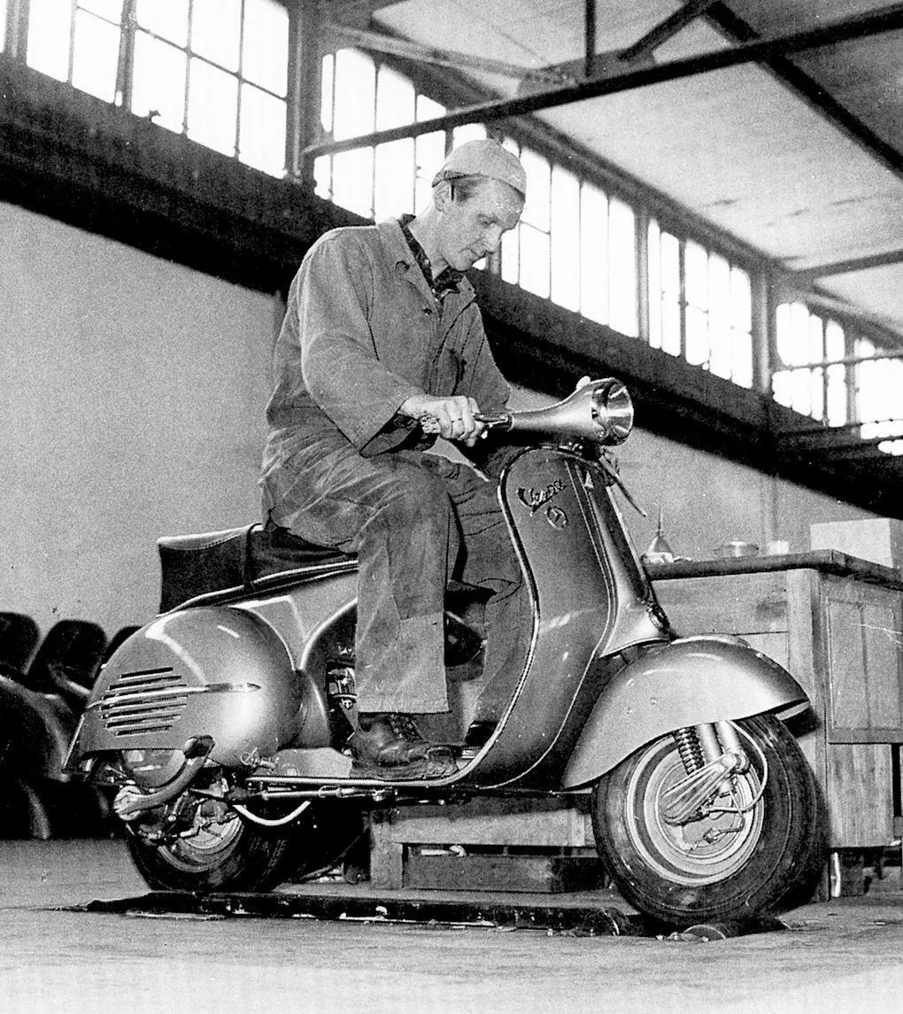 Bild: 9783751611879 | Amore mio - Vespa Motorroller 1946 bis 1996 | Frank Rönicke | Buch