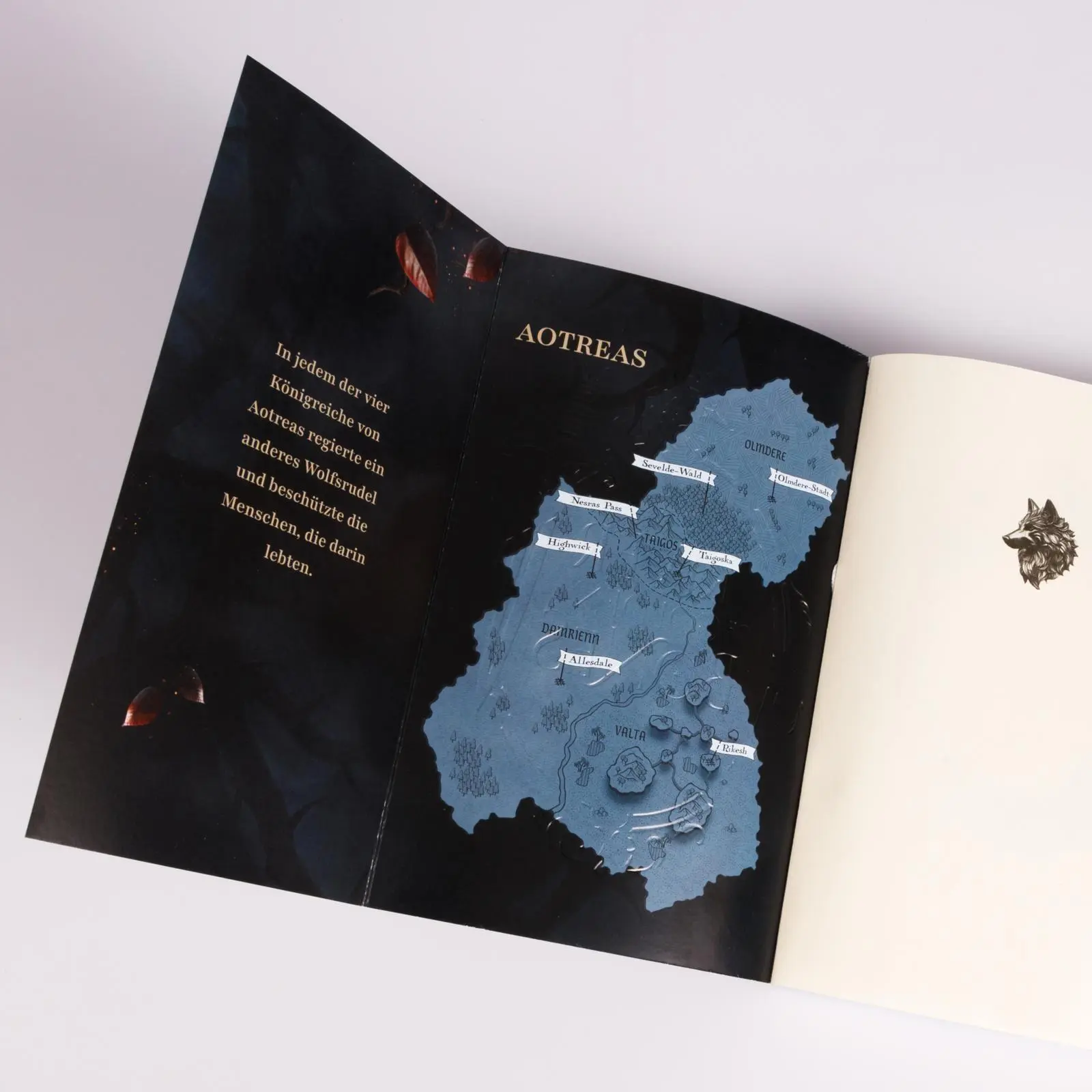 Bild: 9783551586179 | A River of Golden Bones (The Golden Court 1) | A. K. Mulford | Buch