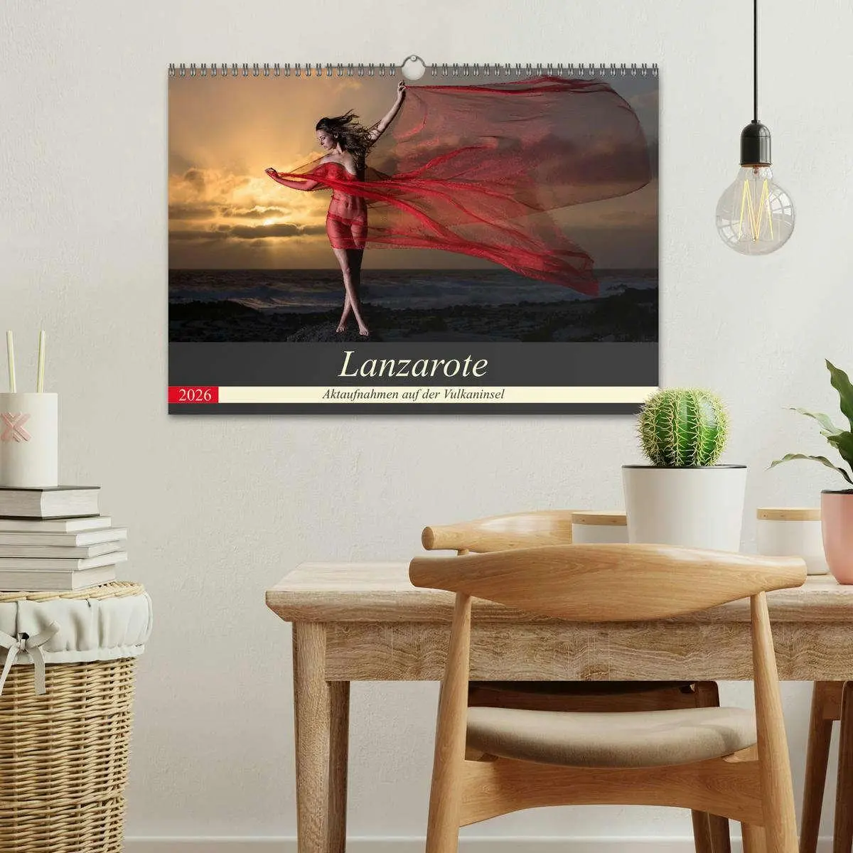 Bild: 9783457897379 | Lanzarote - Aktaufnahmen auf der Vulkaninsel (Wandkalender 2026 DIN...