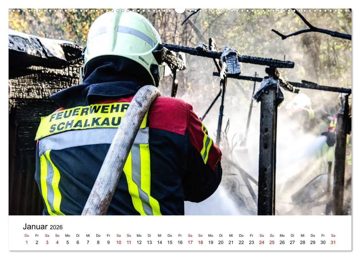 Bild: 9783457689479 | FEUERWEHR IM EINSATZ (Wandkalender 2026 DIN A2 quer), CALVENDO...