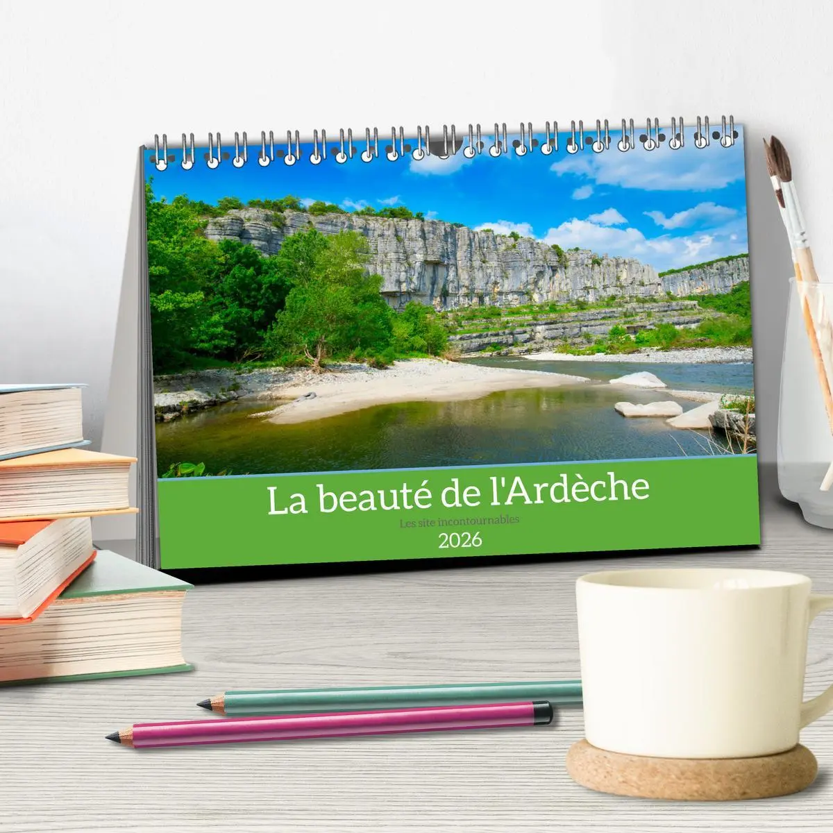 Bild: 9783457289679 | La beauté de l'Ardèche (Calendrier de bureau 2026 DIN A5 vertical),...