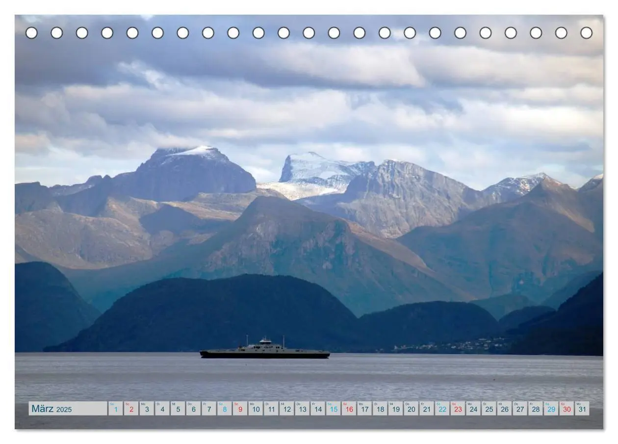 Bild: 9783435799879 | Norwegen - Hurtigruten (Tischkalender 2025 DIN A5 quer), CALVENDO...