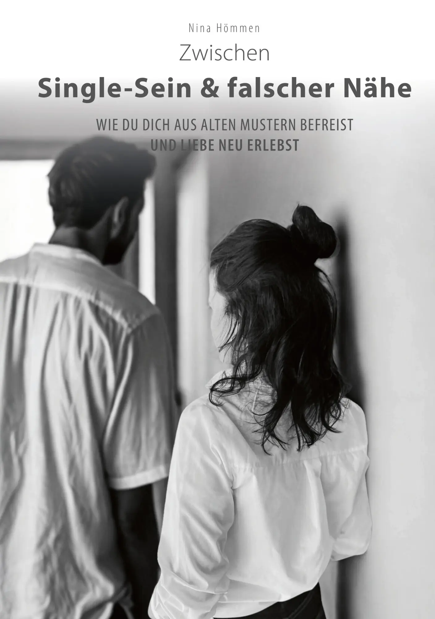 Cover: 9783695171880 | Zwischen Single-Sein &amp; falscher Nähe | Nina Hömmen | Buch | 240 S.