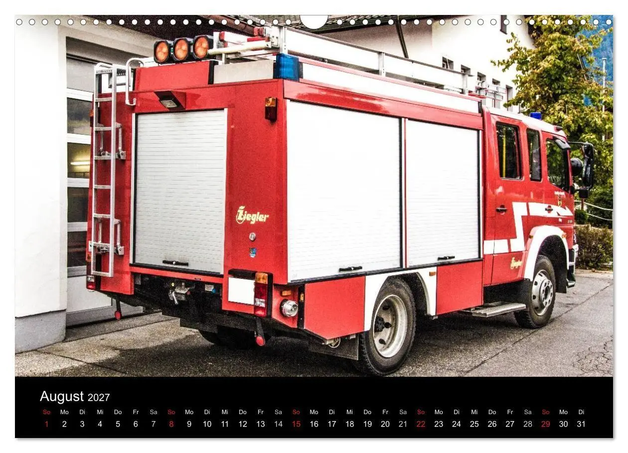Bild: 9783594185780 | Einsatzfahrzeuge - Bayern (Wandkalender 2027 DIN A3 quer), CALVENDO...