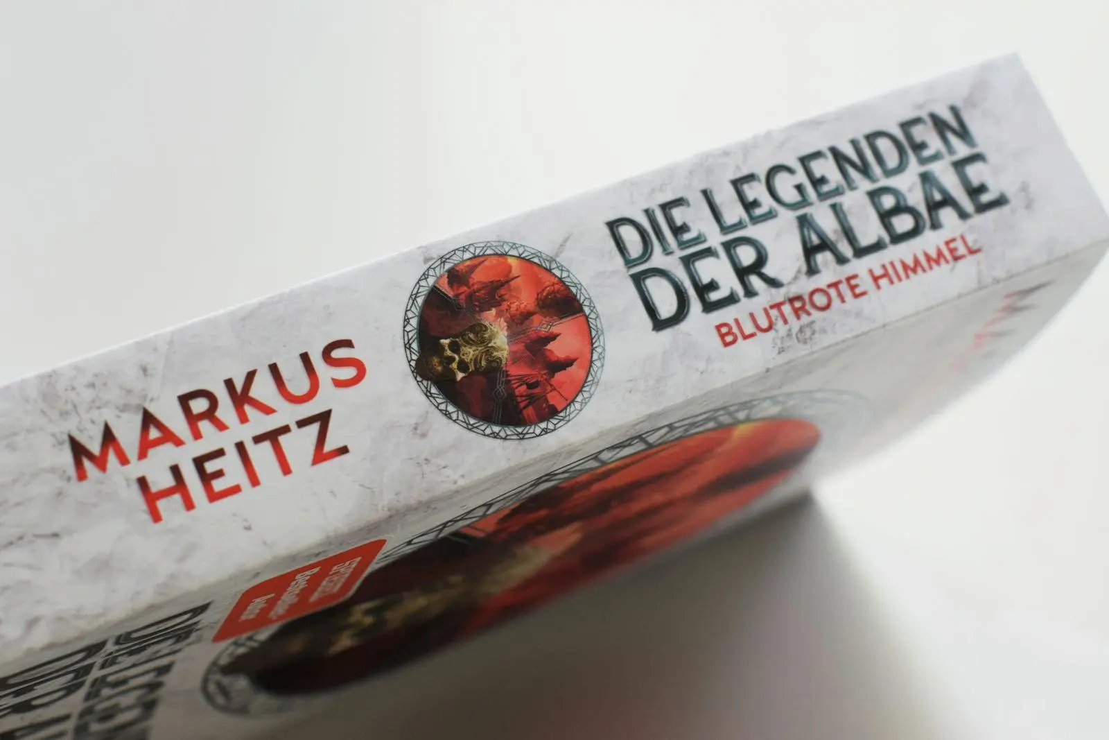 Bild: 9783426228180 | Die Legenden der Albae - Blutrote Himmel | Markus Heitz | Taschenbuch